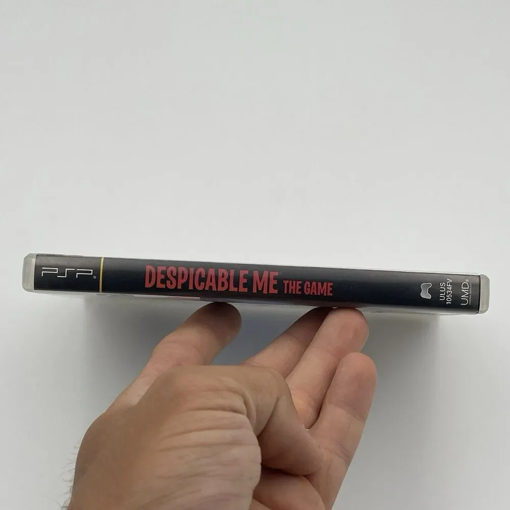 Despicable Me: The Game (Sony PSP, 2010) Complete CIB W/ Manual - CLEAN!